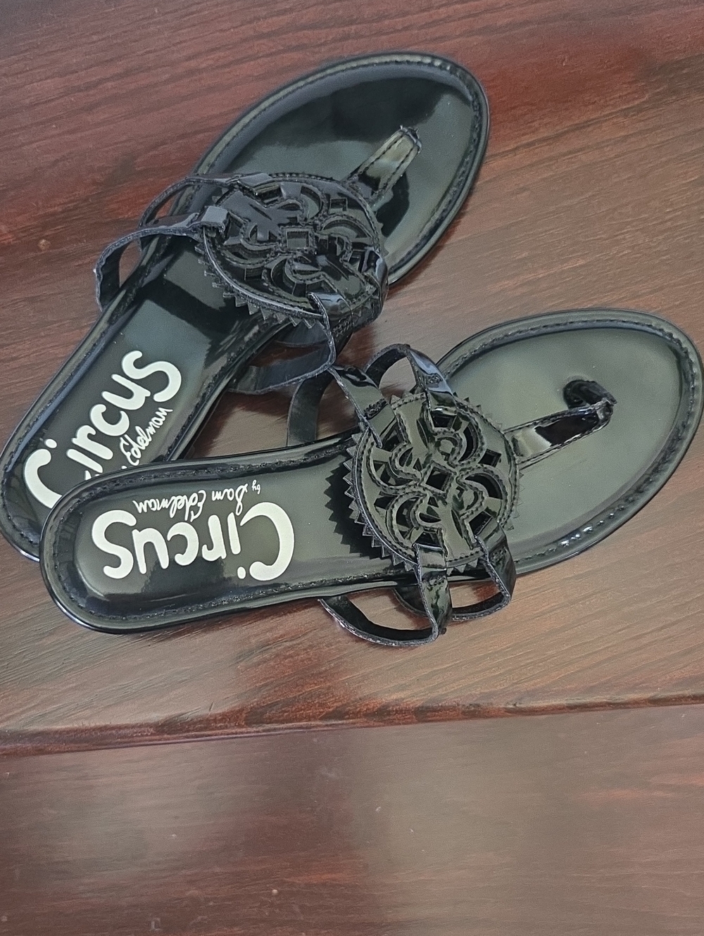 Circus by Sam Edelman Black Patent Medallion Thong Sandals